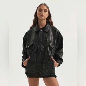 Brand new relaxed fit bomber style jacket!